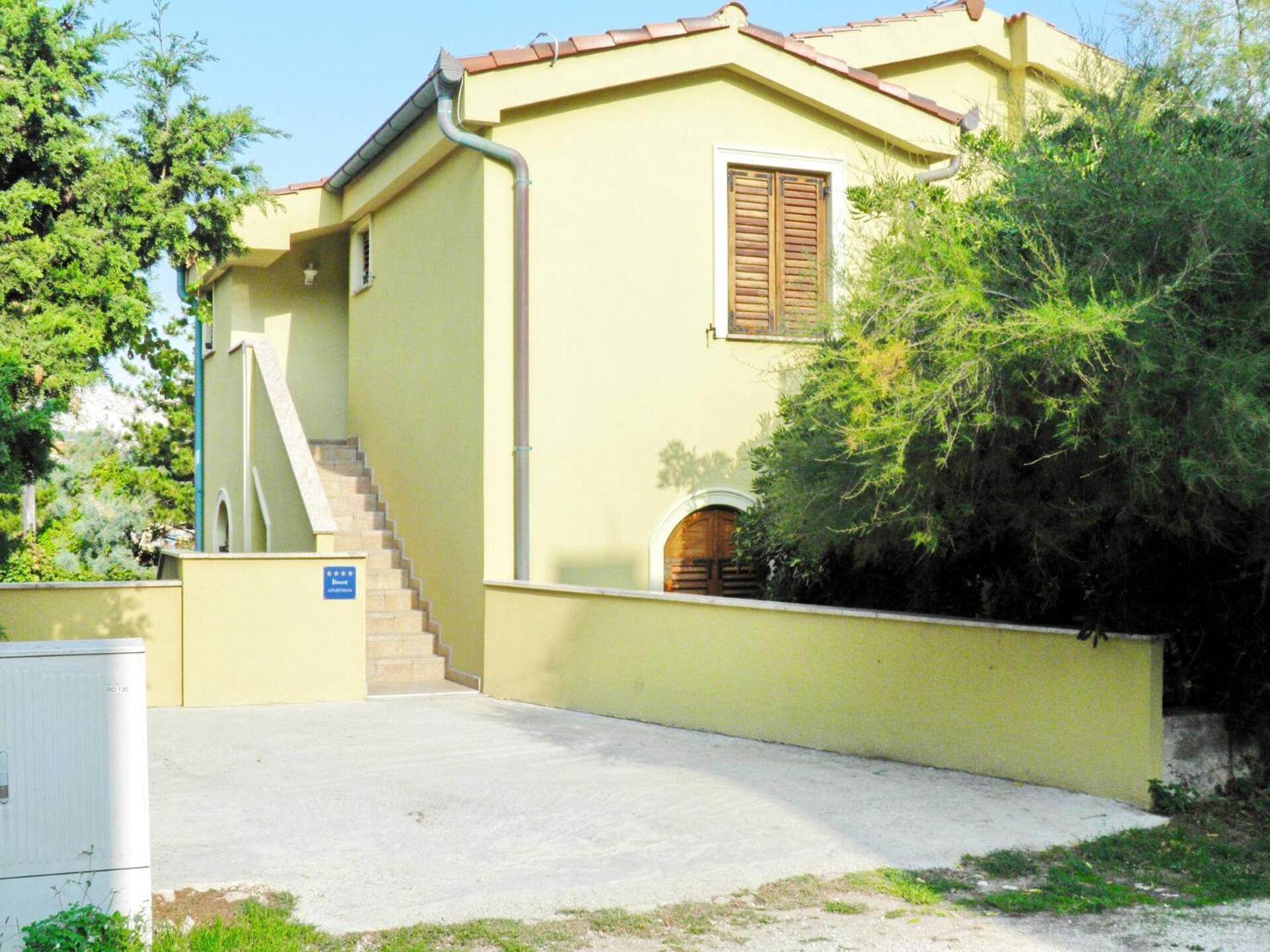 Apartments Mrkus Baška Eksteriør bilde